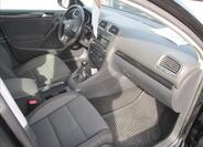 Volkswagen Golf 9