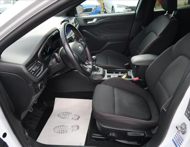 Ford Focus 12