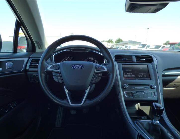 Ford Mondeo 17