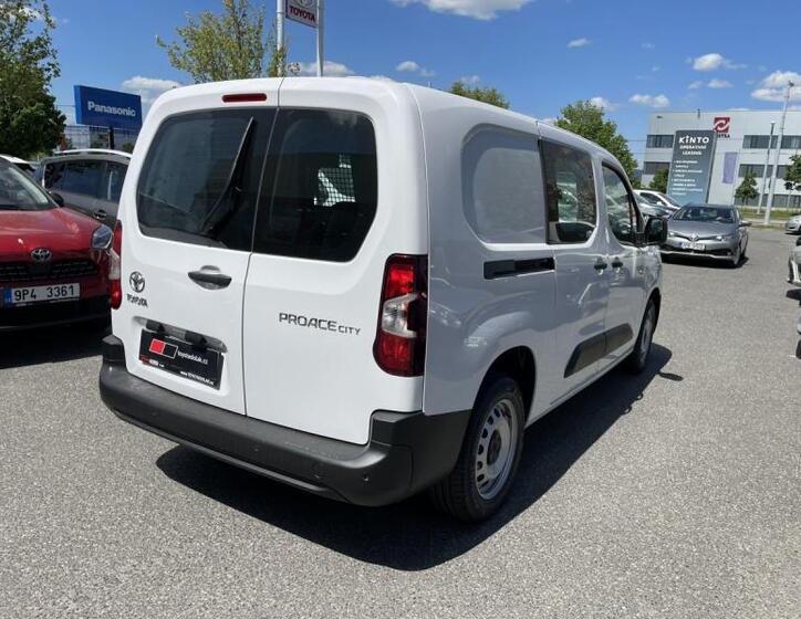 Toyota ProAce City 4