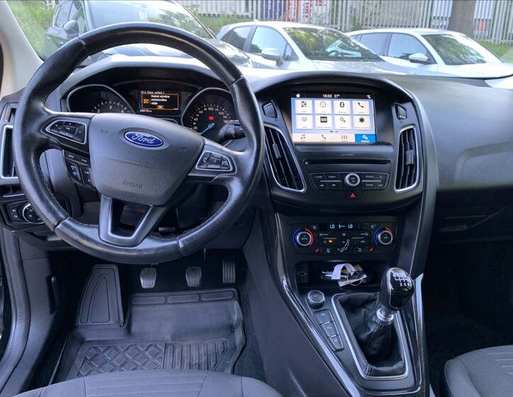 Ford Focus 12