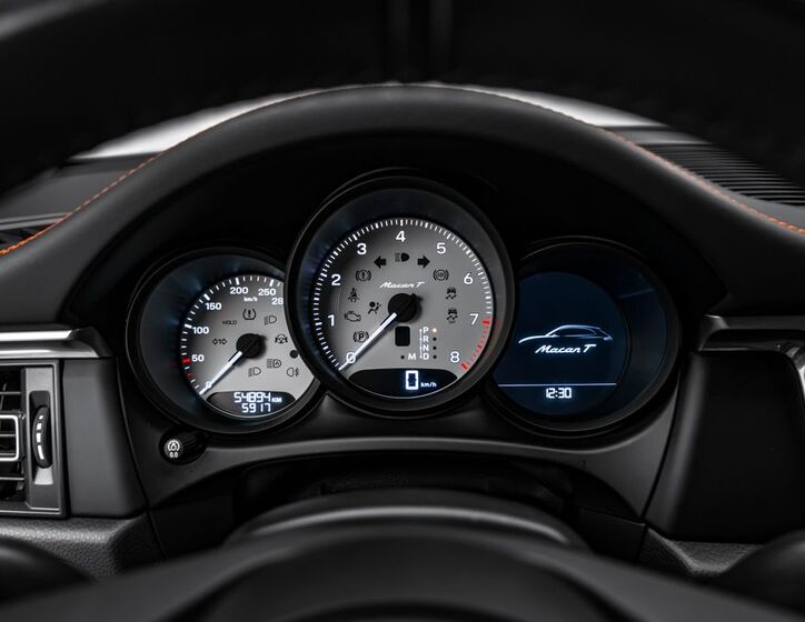 Porsche Macan 23