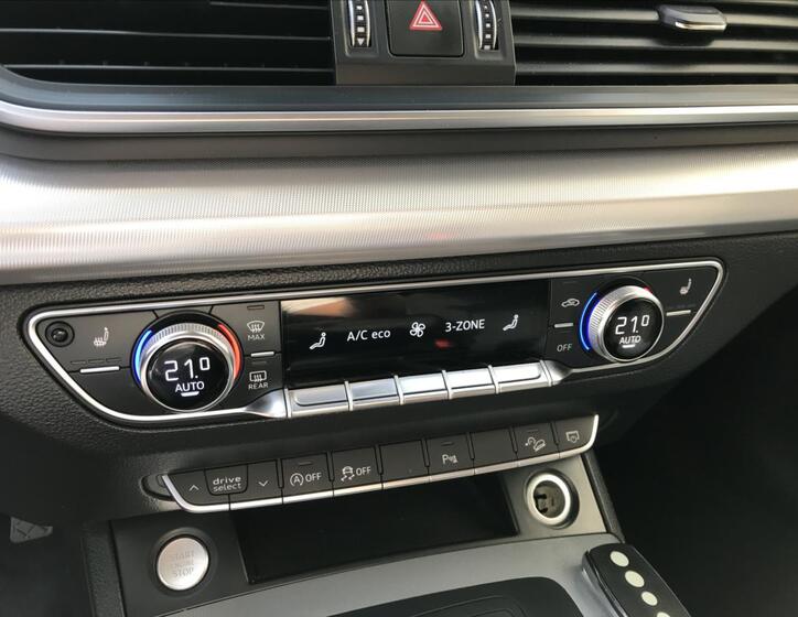 Audi Q5 10