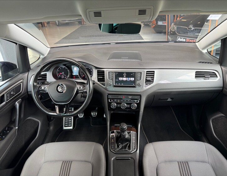 Volkswagen Golf Sportsvan 12