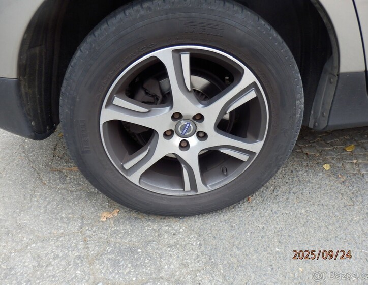 Volvo XC60 18