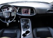 Dodge Challenger 12