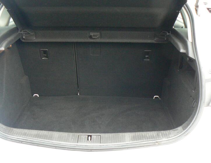 Opel Astra 19