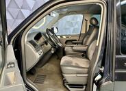 Volkswagen Multivan 11