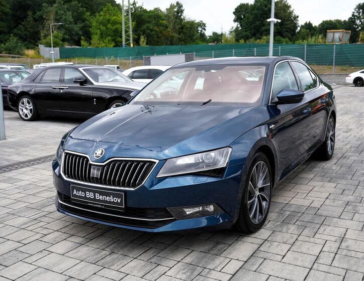 Škoda Superb 2
