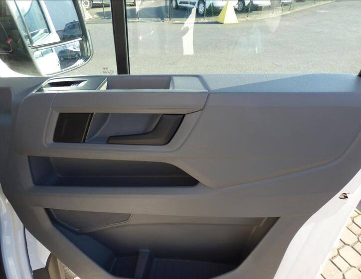 Volkswagen Crafter 46