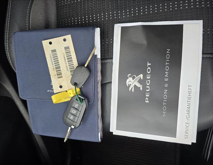 Peugeot 2008 24