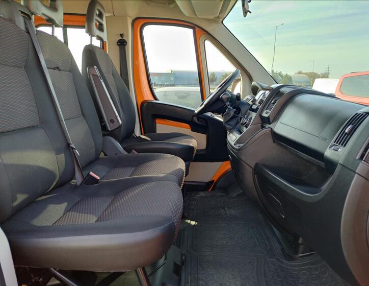 Peugeot Boxer 18