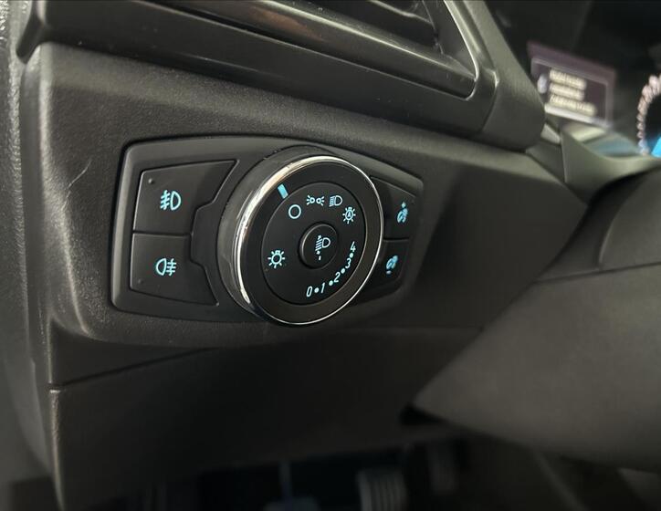 Ford Mondeo 9