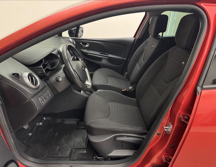 Renault Clio 24