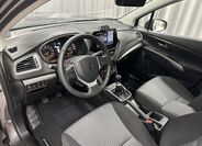 Suzuki S-Cross 11