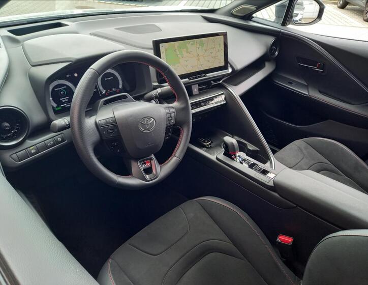 Toyota C-HR 7