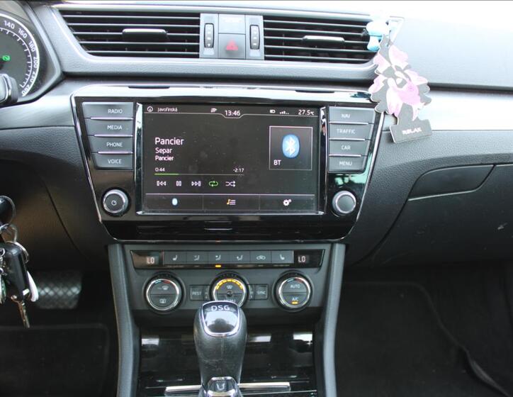 Škoda Superb 24