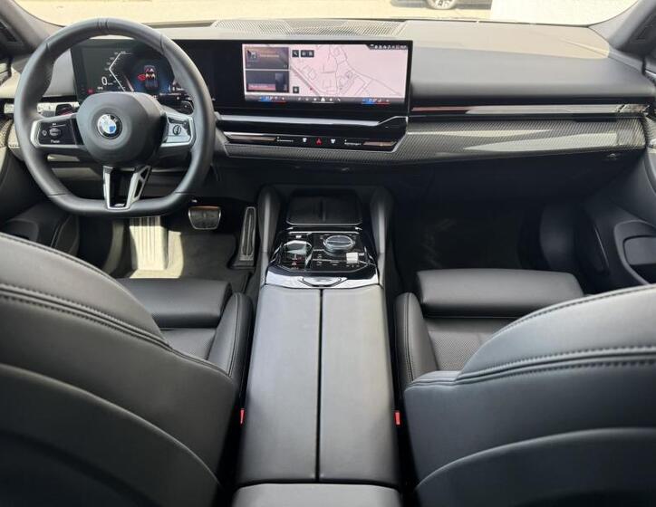 BMW Řada 5 8