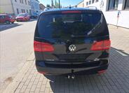 Volkswagen Touran 9