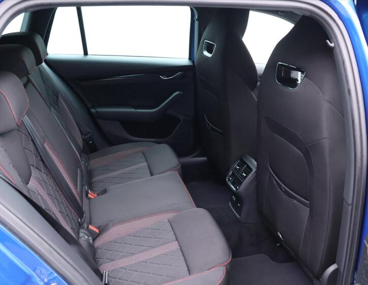 Škoda Octavia 14