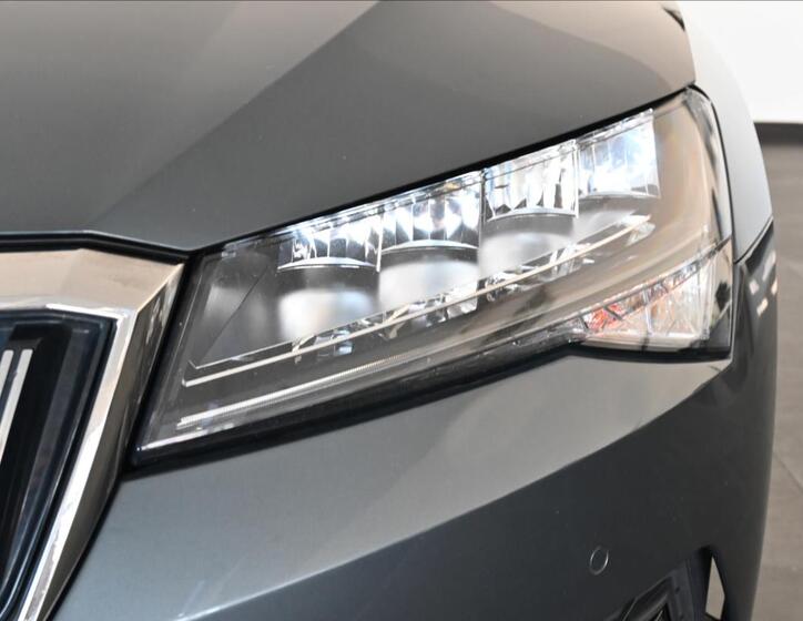 Škoda Superb 31