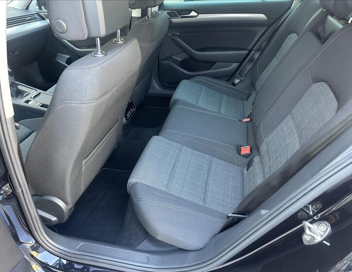 Volkswagen Passat 27