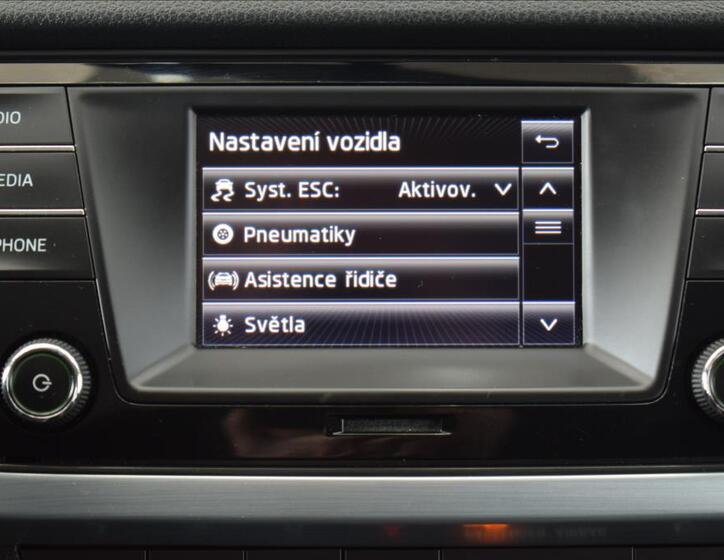 Škoda Fabia 18