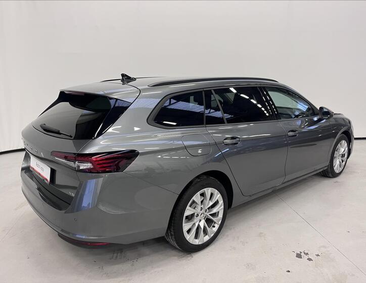Škoda Superb 2