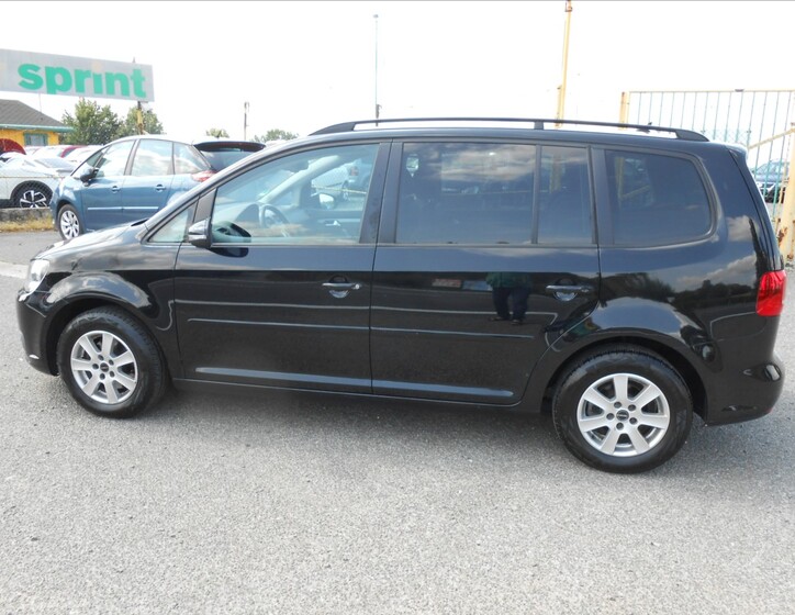 Volkswagen Touran 10
