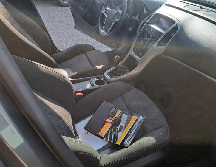Opel Astra 36