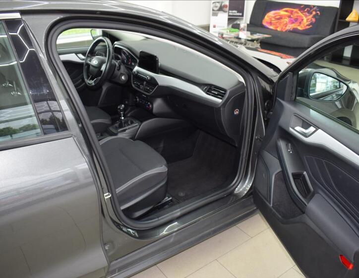 Ford Focus 14