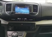 Toyota ProAce 9