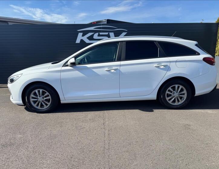 Hyundai i30 10
