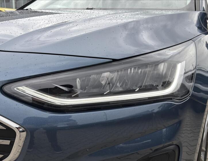 Ford Focus 9