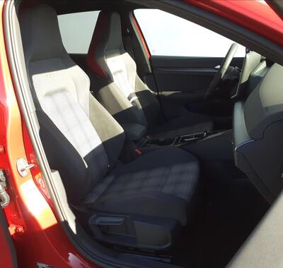 Volkswagen Golf 19
