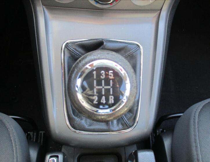 Opel Antara 17