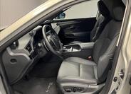 Lexus ES 300 6