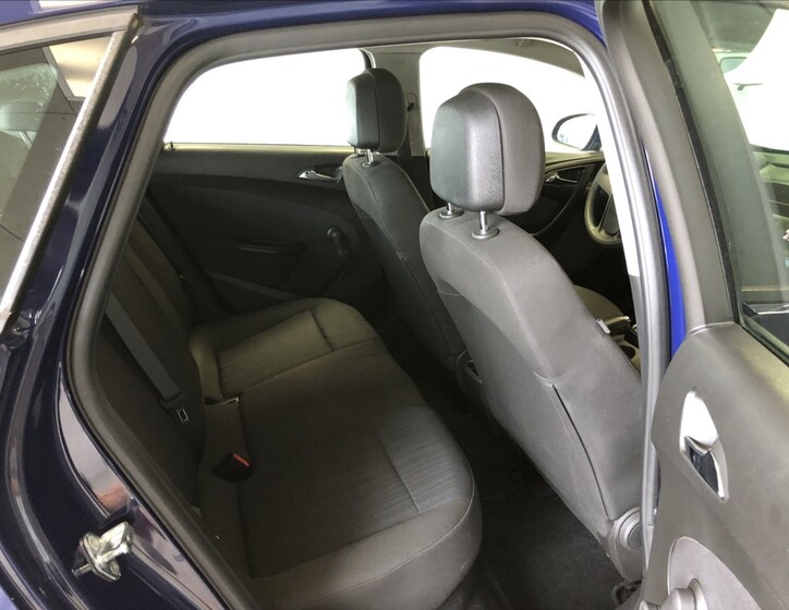 Opel Astra 11