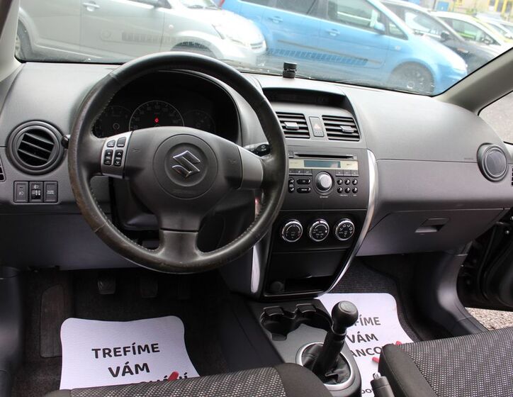 Suzuki SX4 15