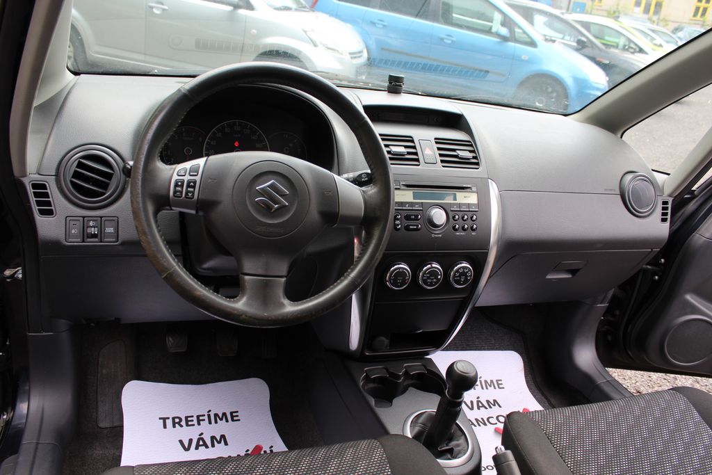 Suzuki SX4