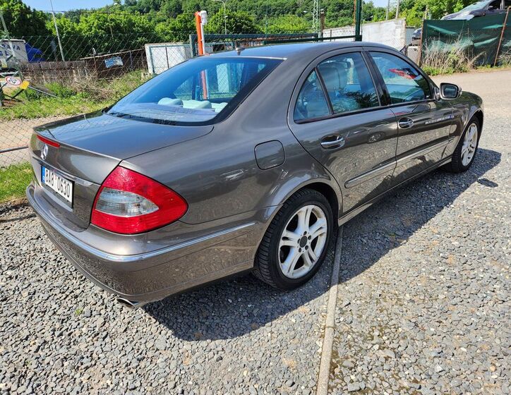 Mercedes-Benz Třídy E 5