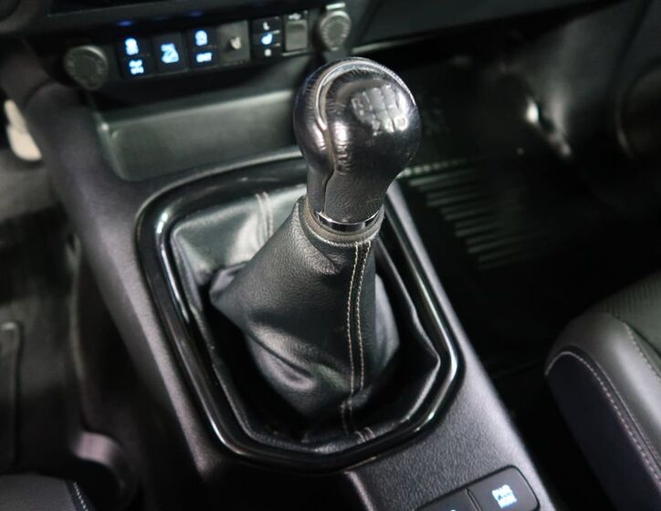 Toyota Hilux 34