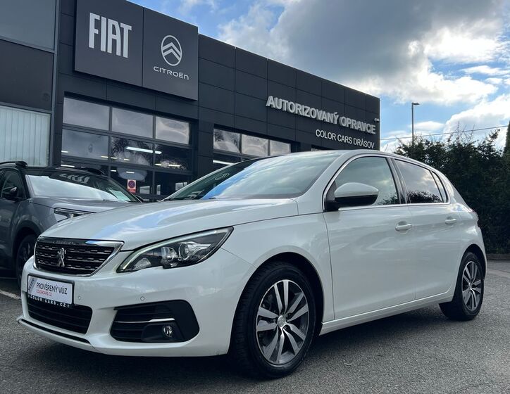 Peugeot 308 1