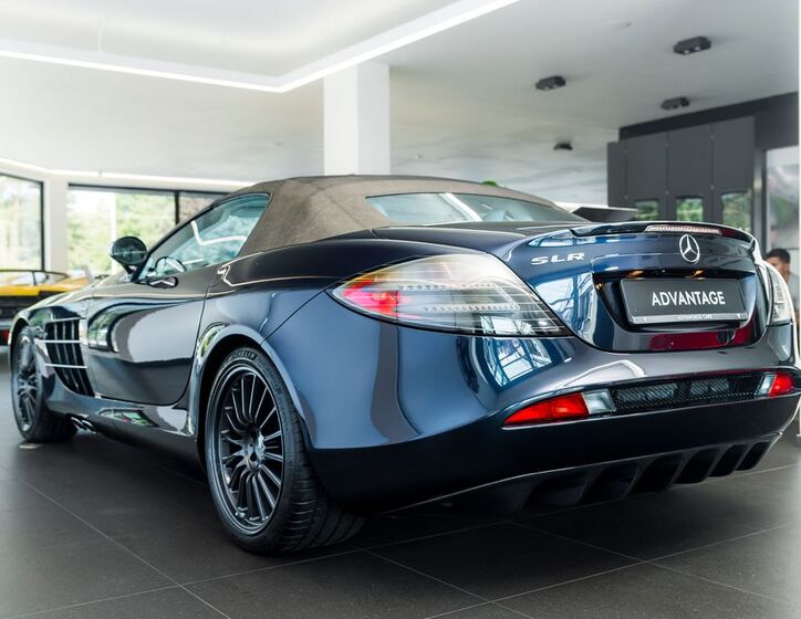 Mercedes-Benz SLR 6