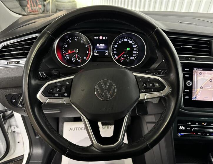Volkswagen Tiguan 17