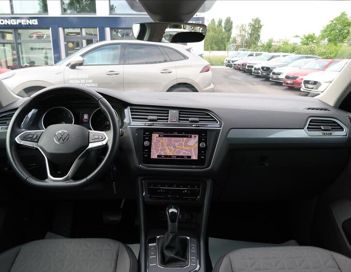 Volkswagen Tiguan 19