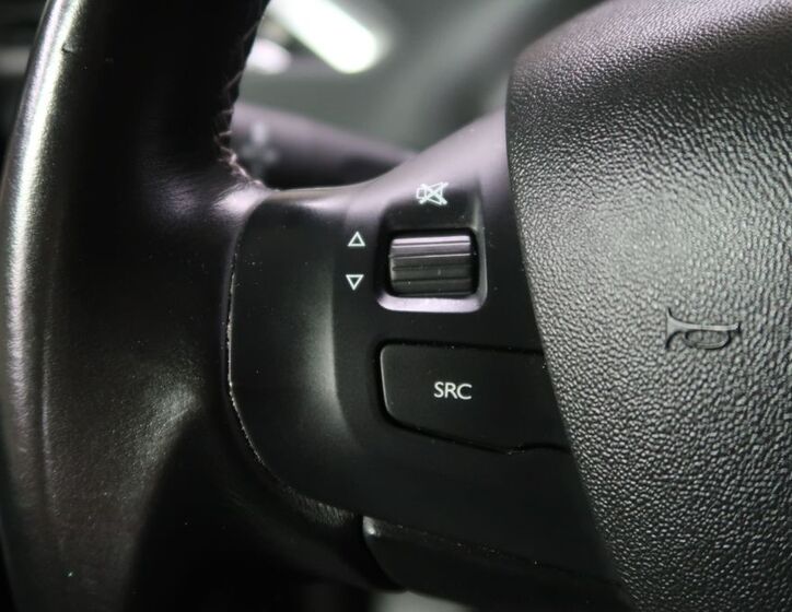 Peugeot 2008 24