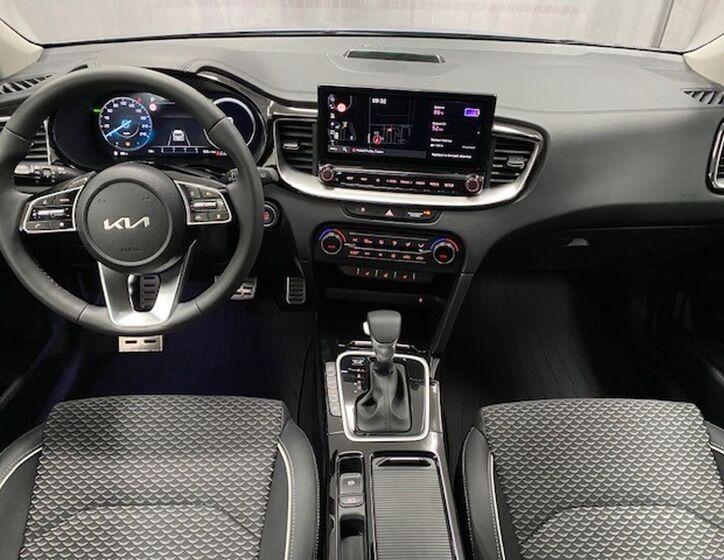 KIA Ceed 11