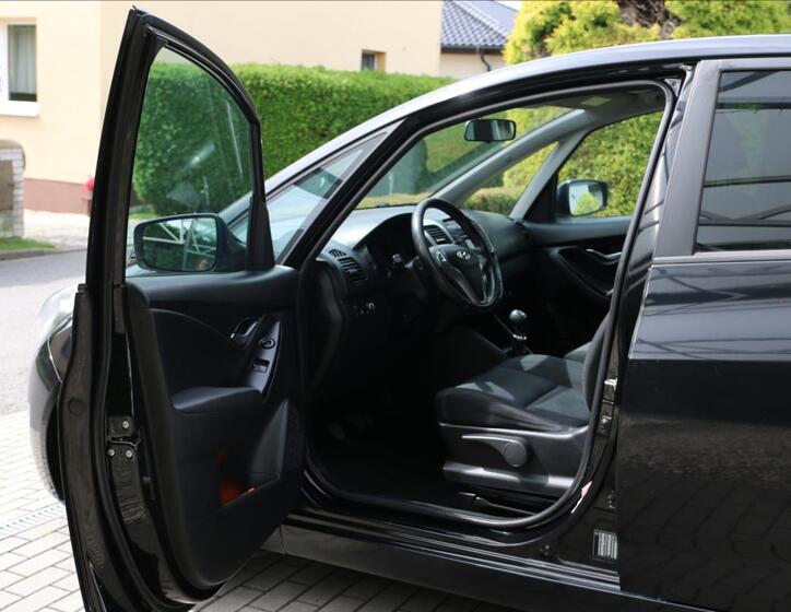 Hyundai ix20 11