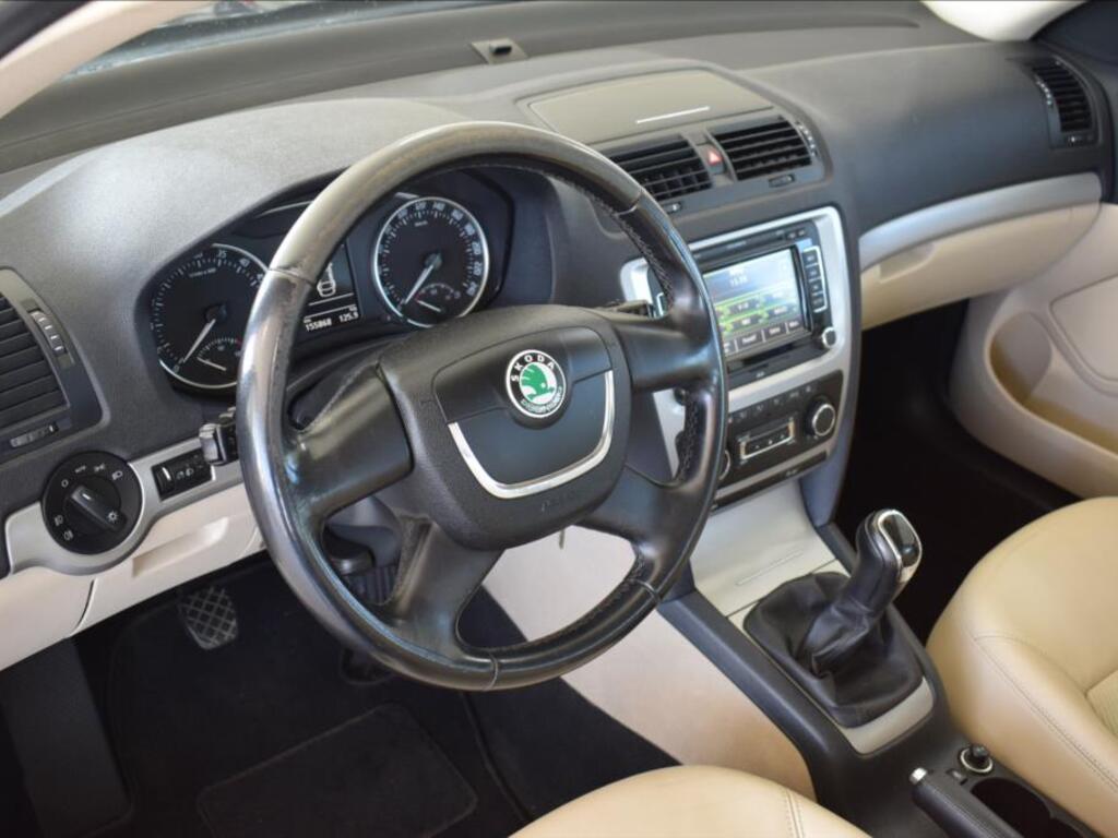 Škoda Octavia 9